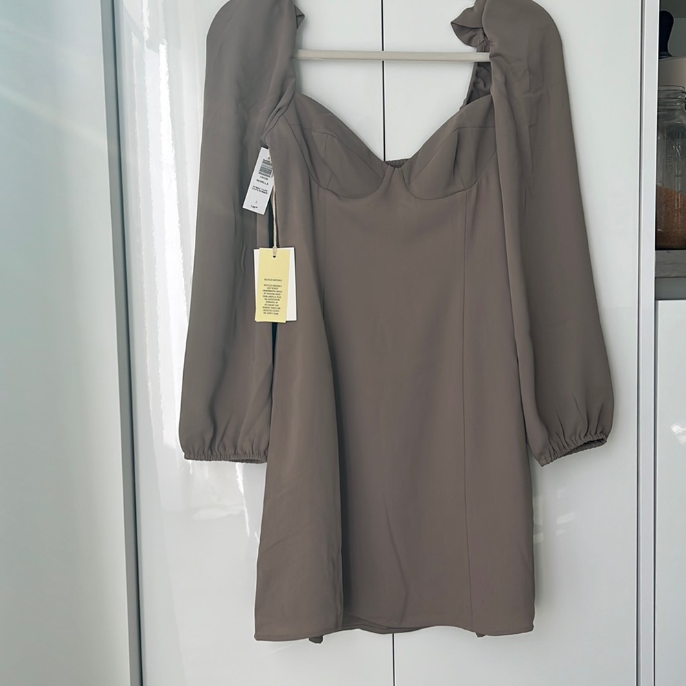 Aritzia Wilfred novella dress size 2 NWT
